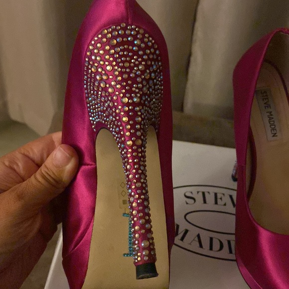 Steve Madden Partyy-R - Picture 2 of 6